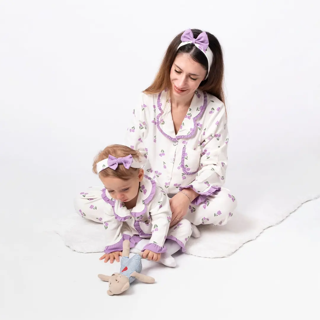 Kadın Anne Ekru Mor Lale Desenli Fırfırlı Bandanalı Pijama Takımı 4