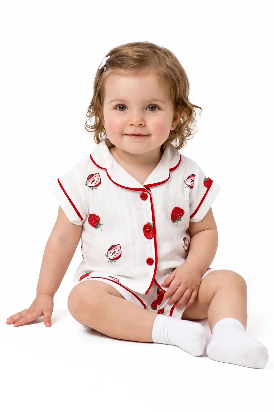 Kız Bebek Beyaz Kırmızı Çilek Baskılı Müslin Şortlu Pijama Takımı