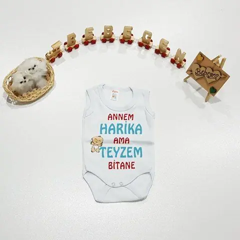 Askılı Annem Harika Ama Teyzem Bir Tane Bebek Zıbını Beyaz 1